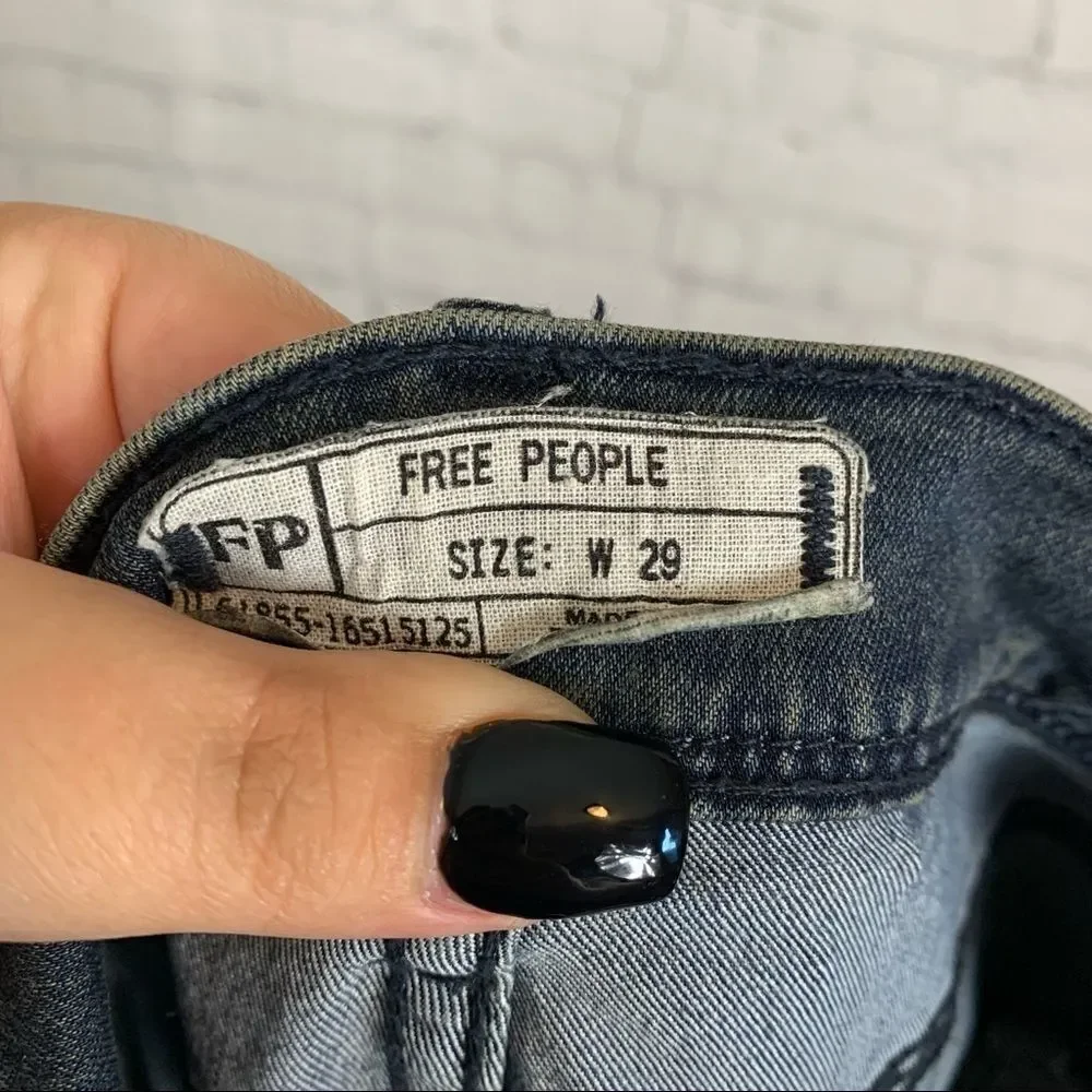 Free People Modern Straight Leg Jeans size 29